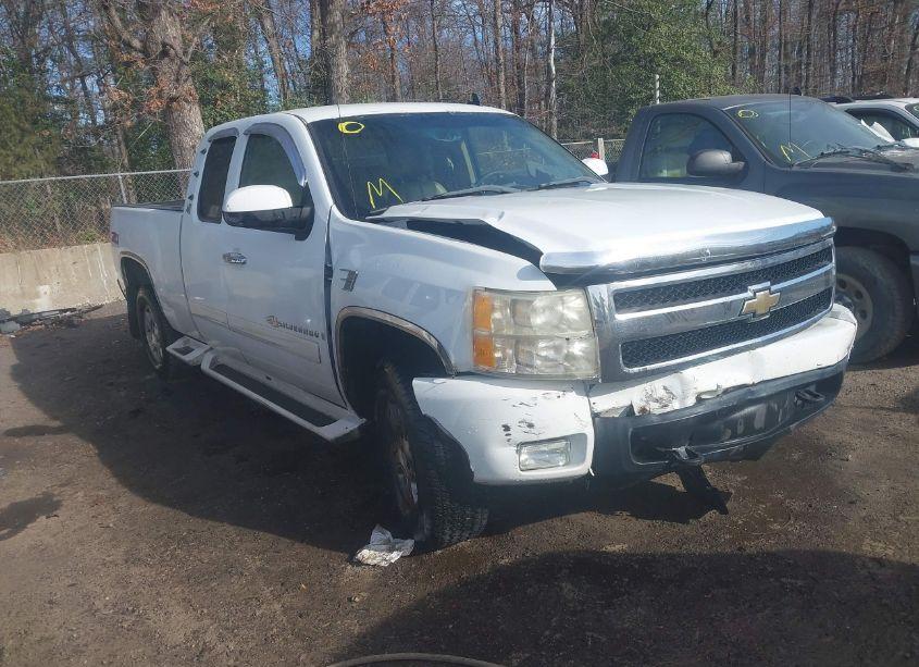 2007 Chevrolet Silverado 1500 LTZ (VIN 2GCEK19J571694555) main photo