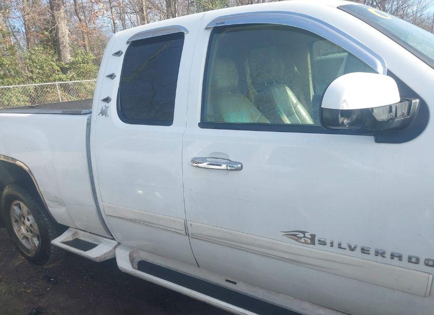 Photo 13 of 2007 Chevrolet Silverado 1500 LTZ (VIN 2GCEK19J571694555)