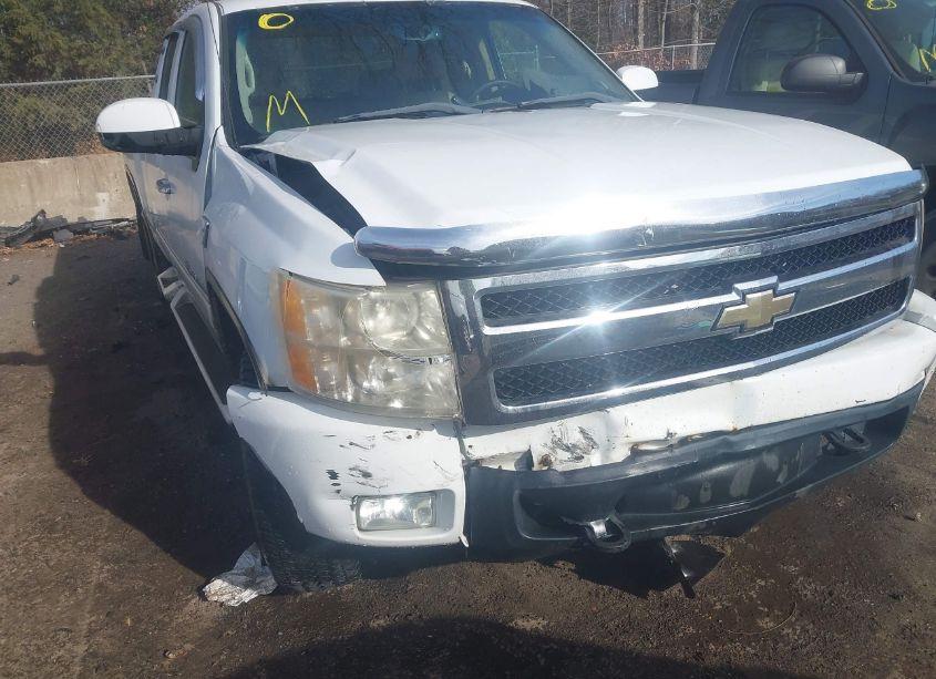 Photo 6 of 2007 Chevrolet Silverado 1500 LTZ (VIN 2GCEK19J571694555)