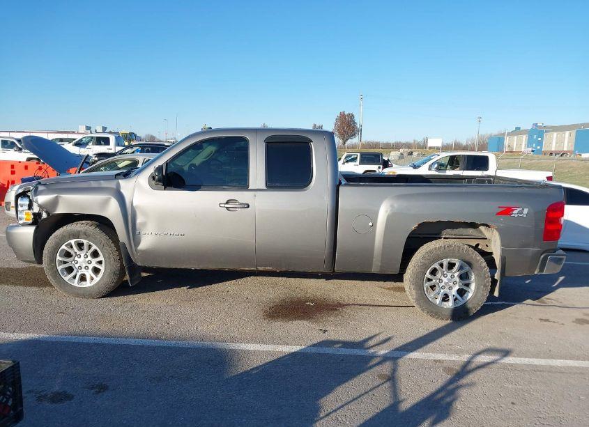 Photo 14 of 2007 Chevrolet Silverado 1500 LTZ (VIN 2GCEK19J671608671)