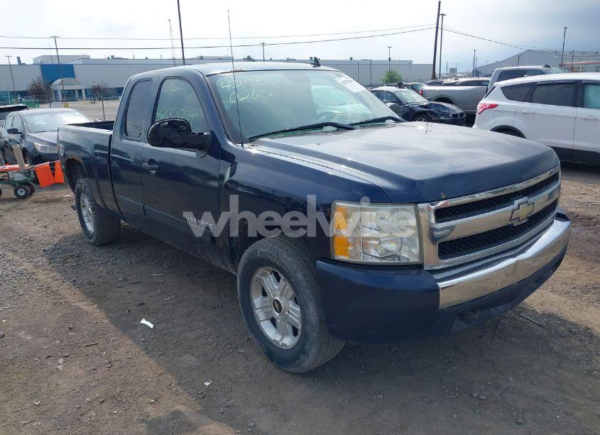 2008 Chevrolet Silverado 1500 LT1 (VIN 2GCEK19J681313796) main photo