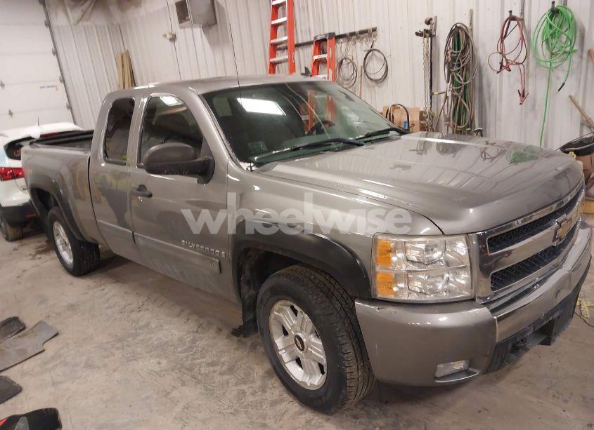 2007 Chevrolet Silverado 1500 LT1 (VIN 2GCEK19J771679944) main photo