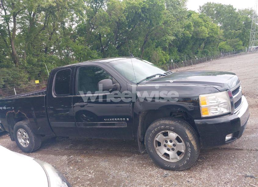 Photo 13 of 2007 Chevrolet Silverado 1500 LT1 (VIN 2GCEK19J871630123)