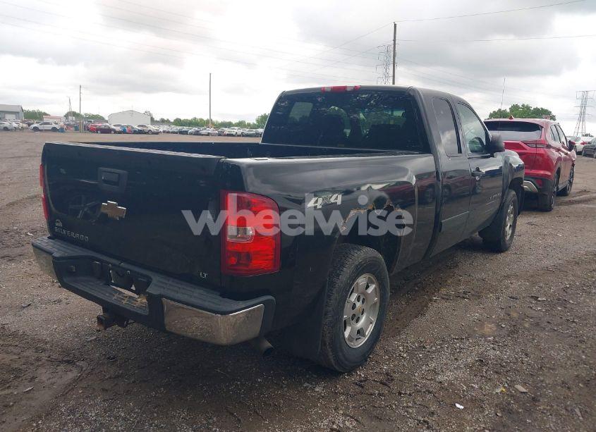 Photo 4 of 2007 Chevrolet Silverado 1500 LT1 (VIN 2GCEK19J871630123)
