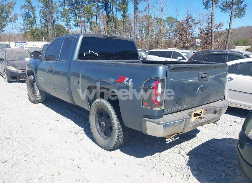 Photo 3 of 2007 Chevrolet Silverado 1500 LT1 (VIN 2GCEK19J871672873)