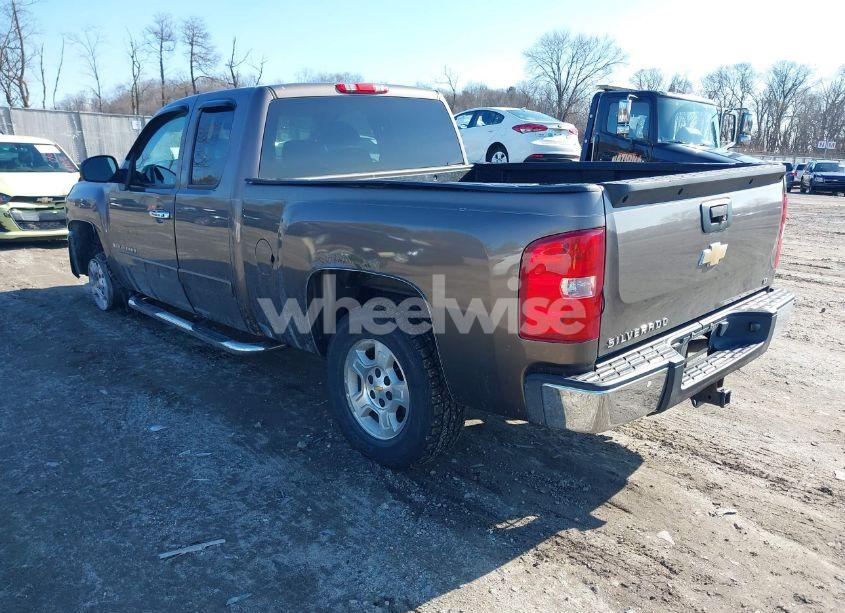 Photo 3 of 2008 Chevrolet Silverado 1500 LT1 (VIN 2GCEK19J881215904)