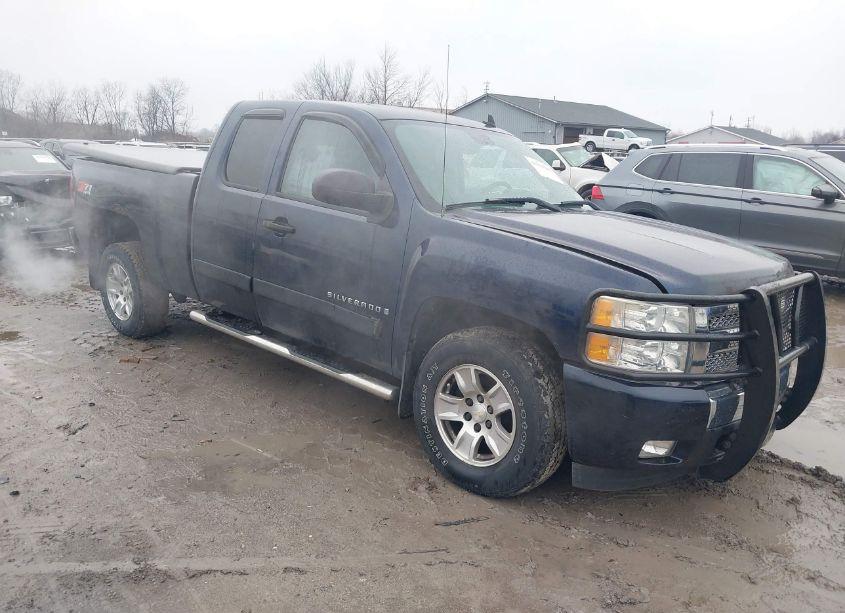 2008 Chevrolet Silverado 1500 LT1 (VIN 2GCEK19J881250281) main photo