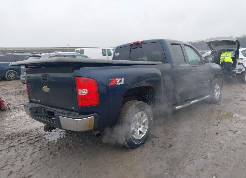 Photo 4 of 2008 Chevrolet Silverado 1500 LT1 (VIN 2GCEK19J881250281)