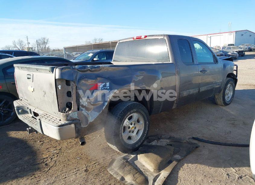 Photo 4 of 2008 Chevrolet Silverado 1500 LT1 (VIN 2GCEK19J881254797)