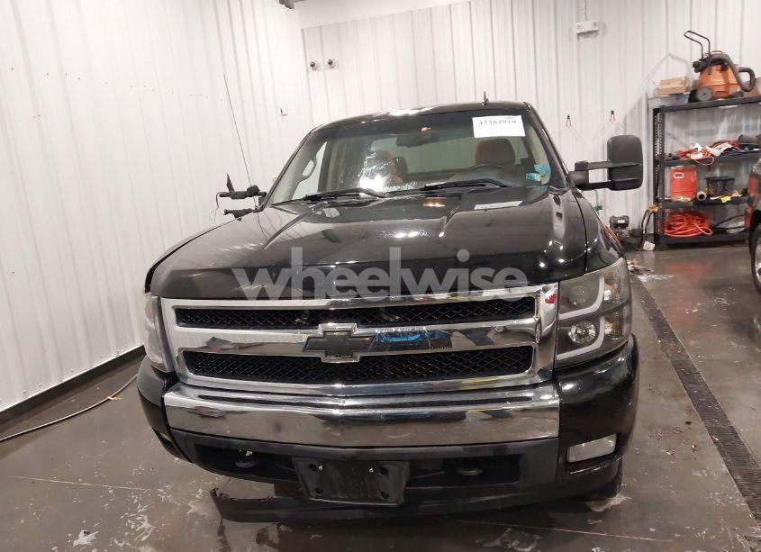Photo 13 of 2007 Chevrolet Silverado 1500 LT1 (VIN 2GCEK19J971642975)