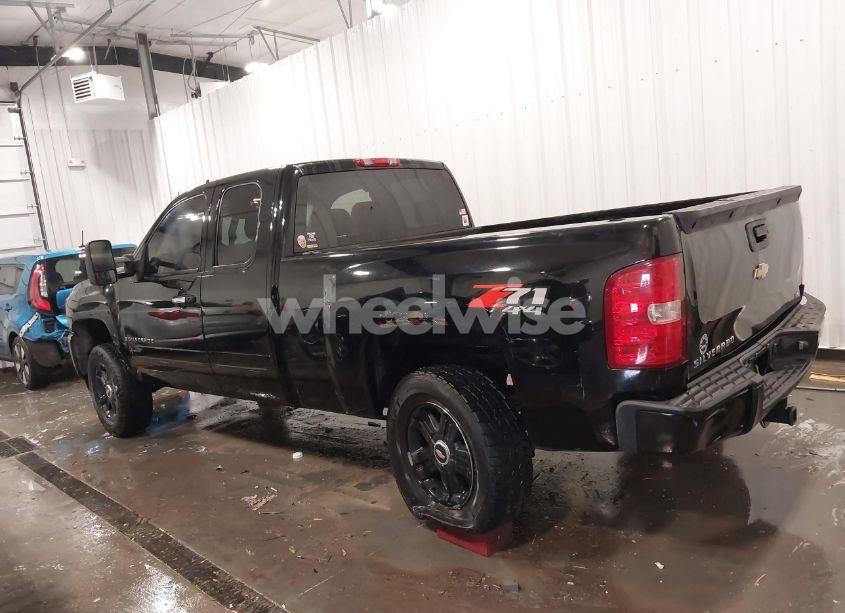 Photo 15 of 2007 Chevrolet Silverado 1500 LT1 (VIN 2GCEK19J971642975)