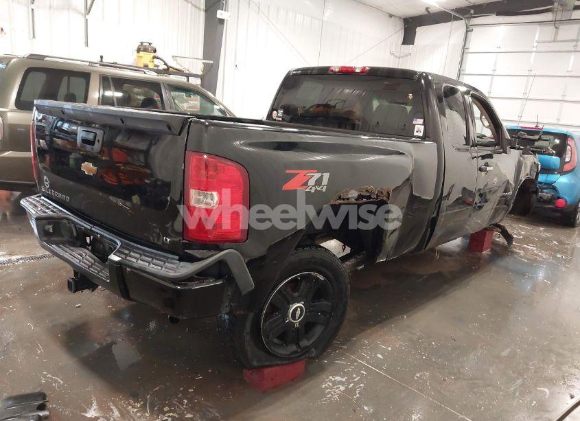 Photo 4 of 2007 Chevrolet Silverado 1500 LT1 (VIN 2GCEK19J971642975)