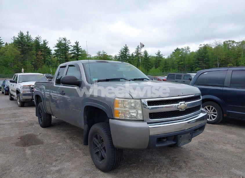 2008 Chevrolet Silverado 1500 LT1 (VIN 2GCEK19J981103497) main photo