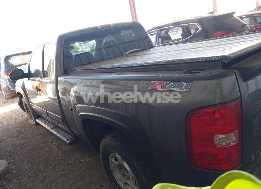 Photo 3 of 2008 Chevrolet Silverado 1500 LT1 (VIN 2GCEK19J981252993)