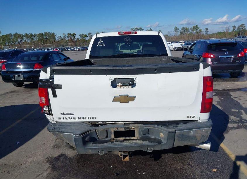 Photo 16 of 2007 Chevrolet Silverado 1500 LTZ (VIN 2GCEK19JX71671417)