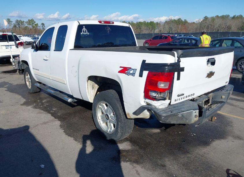 Photo 3 of 2007 Chevrolet Silverado 1500 LTZ (VIN 2GCEK19JX71671417)