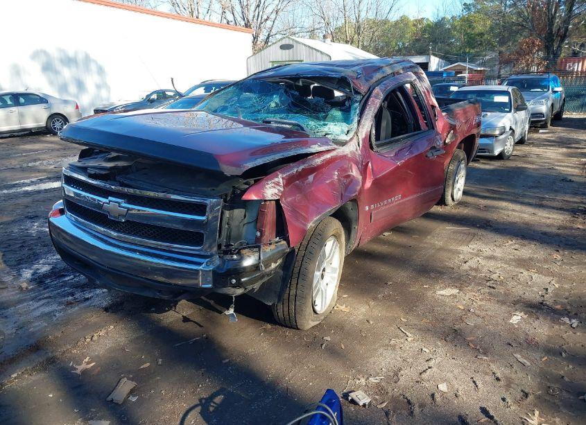 Photo 2 of 2008 Chevrolet Silverado 1500 LT2 (VIN 2GCEK19JX81108420)
