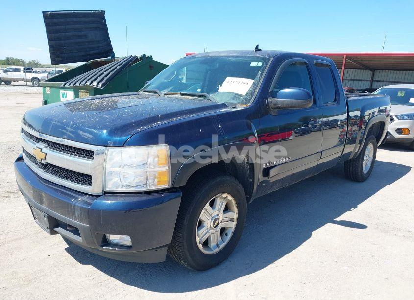 Photo 2 of 2008 Chevrolet Silverado 1500 LTZ (VIN 2GCEK19JX81264876)