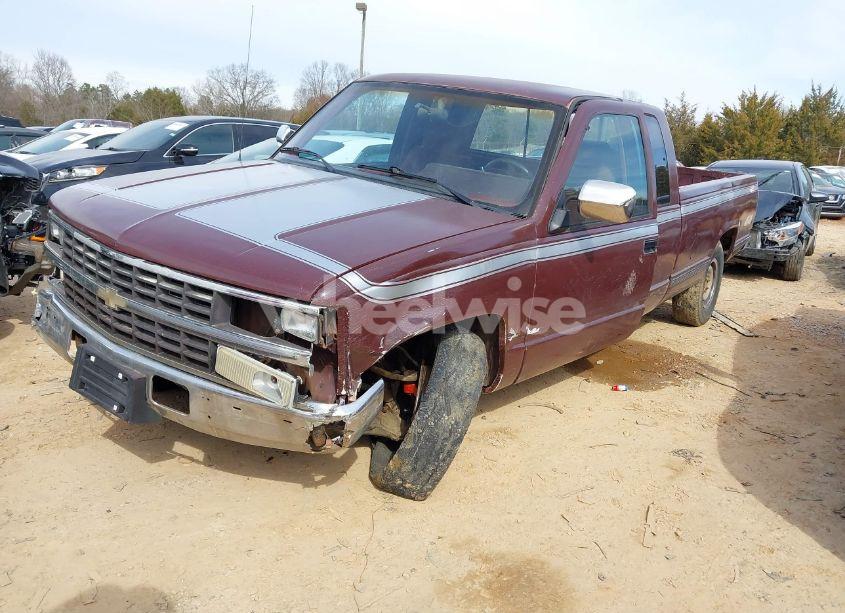 Photo 2 of 1989 Chevrolet Gmt-400 K1500 (VIN 2GCEK19K0K1103887)