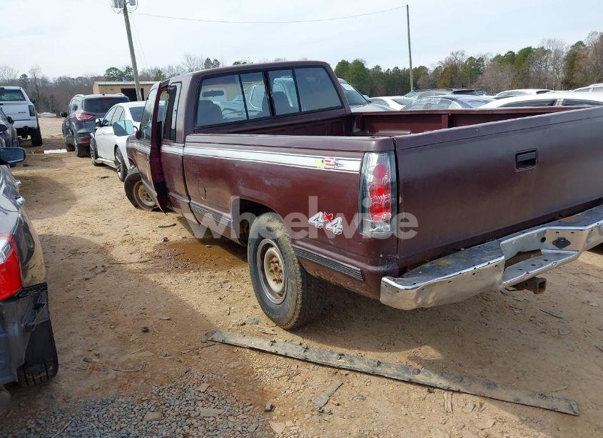 Photo 3 of 1989 Chevrolet Gmt-400 K1500 (VIN 2GCEK19K0K1103887)