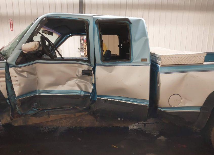 Photo 15 of 1993 Chevrolet Gmt-400 K1500 (VIN 2GCEK19K0P1244661)