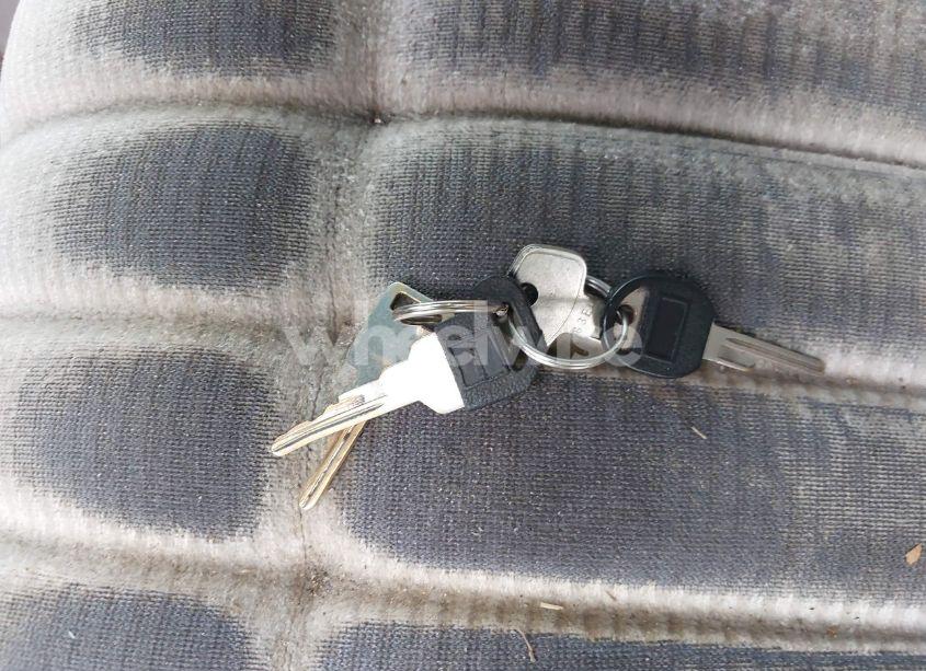 Photo 11 of 1992 Chevrolet Gmt-400 K1500 (VIN 2GCEK19K1N1256153)