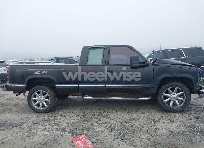 Photo 13 of 1992 Chevrolet Gmt-400 K1500 (VIN 2GCEK19K1N1256153)