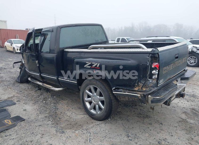 Photo 3 of 1992 Chevrolet Gmt-400 K1500 (VIN 2GCEK19K1N1256153)