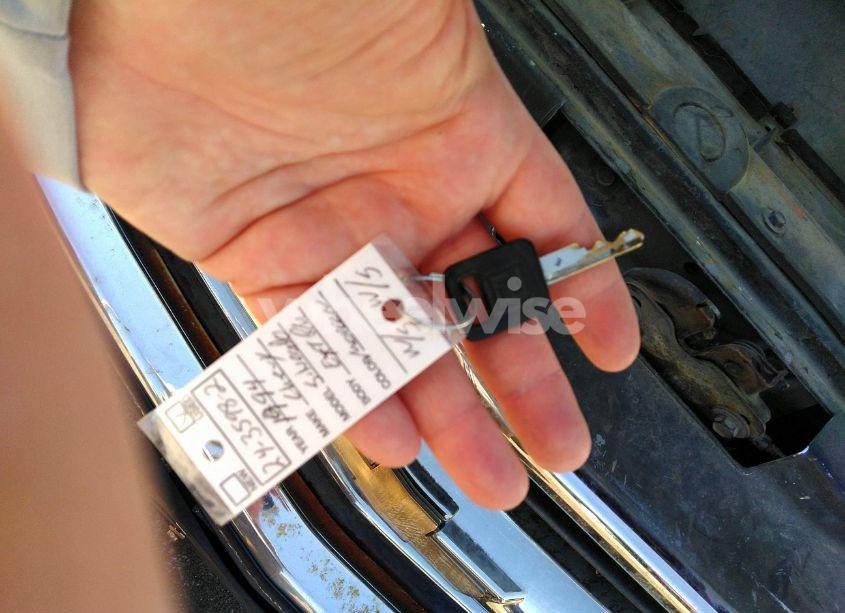 Photo 11 of 1994 Chevrolet Gmt-400 K1500 (VIN 2GCEK19K1R1119008)