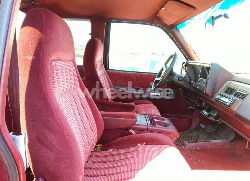 Photo 5 of 1994 Chevrolet Gmt-400 K1500 (VIN 2GCEK19K1R1119008)