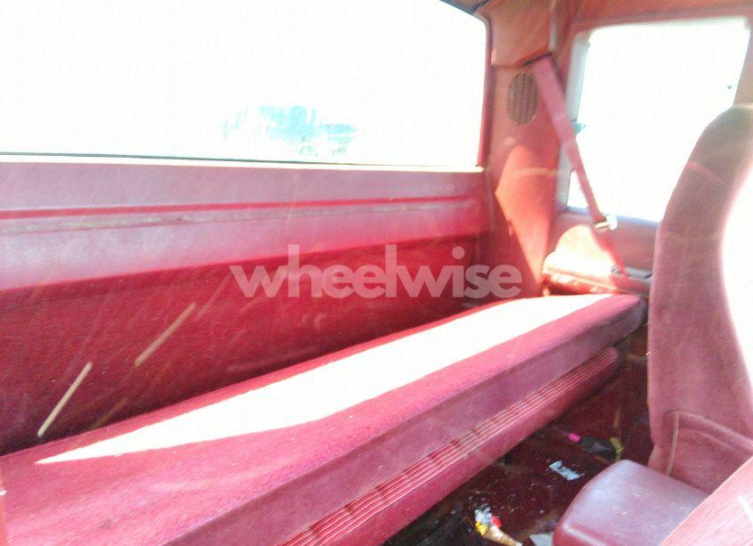 Photo 8 of 1994 Chevrolet Gmt-400 K1500 (VIN 2GCEK19K1R1119008)