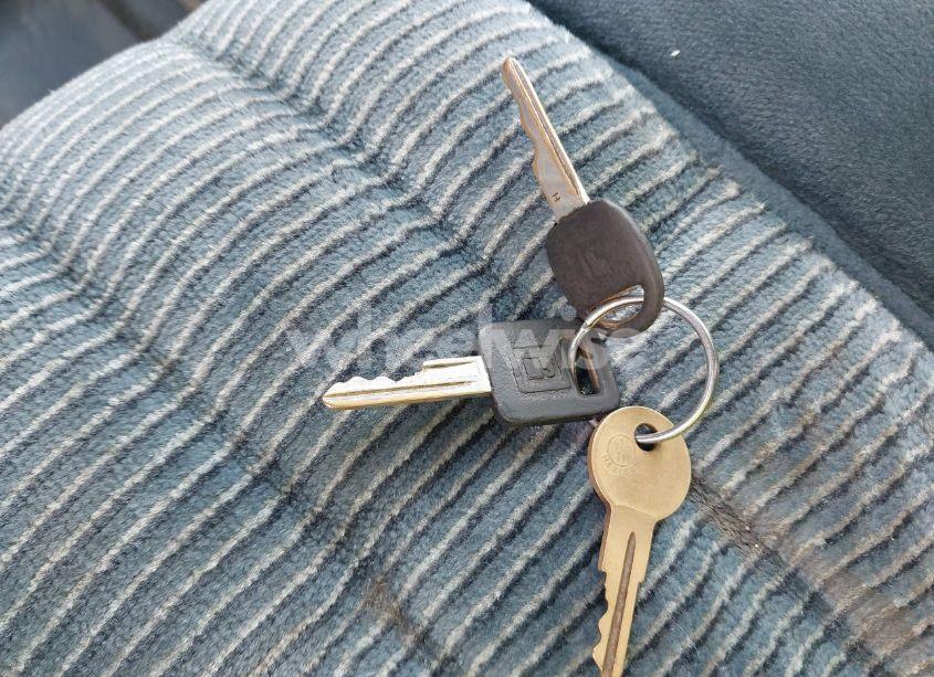 Photo 11 of 1994 Chevrolet Gmt-400 K1500 (VIN 2GCEK19K2R1288339)