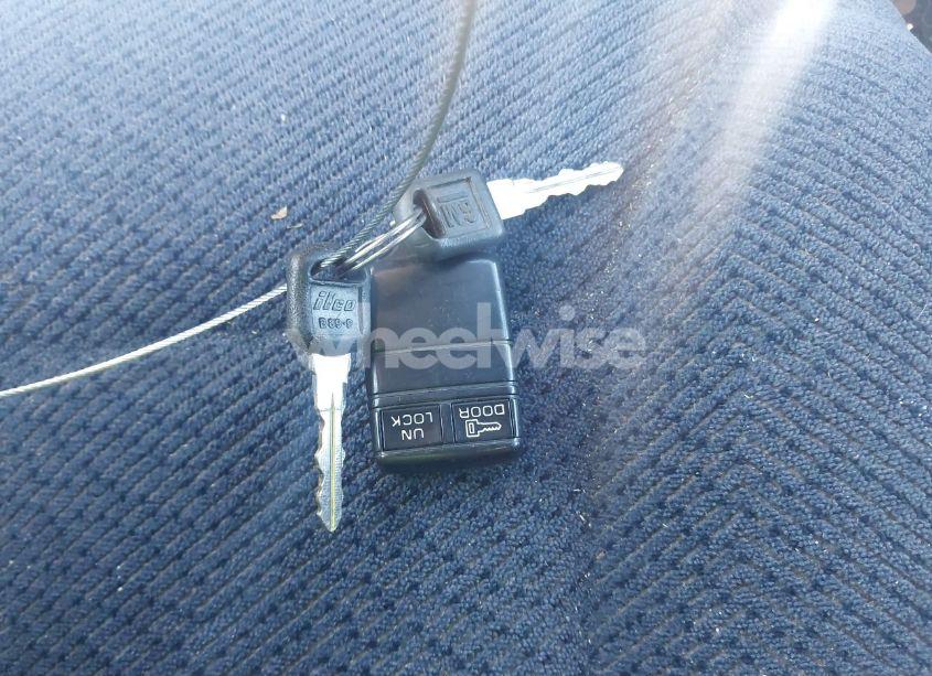 Photo 11 of 1995 Chevrolet Gmt-400 K1500 (VIN 2GCEK19K3S1286850)