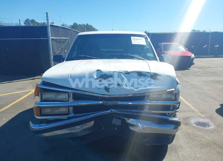 Photo 12 of 1995 Chevrolet Gmt-400 K1500 (VIN 2GCEK19K3S1286850)