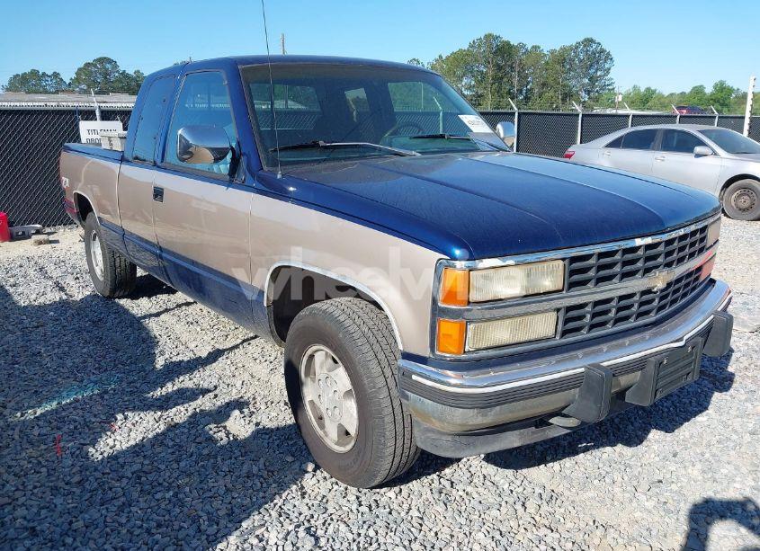 1993 Chevrolet Gmt-400 K1500 (VIN 2GCEK19K7P1235018) main photo