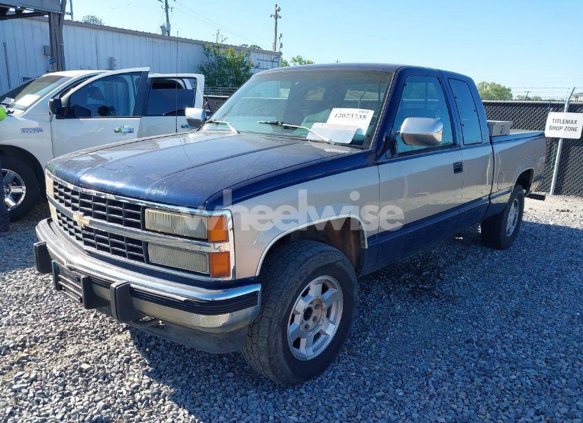 Photo 2 of 1993 Chevrolet Gmt-400 K1500 (VIN 2GCEK19K7P1235018)