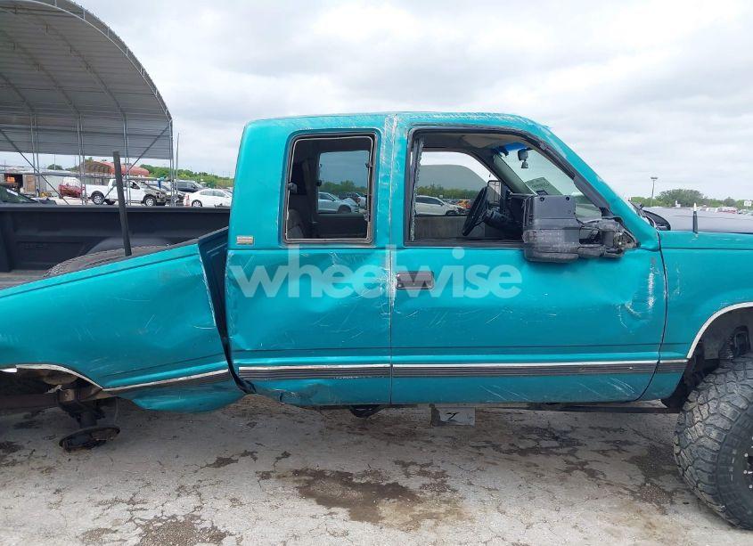 Photo 12 of 1994 Chevrolet Gmt-400 K1500 (VIN 2GCEK19K7R1232171)