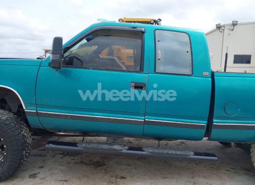 Photo 13 of 1994 Chevrolet Gmt-400 K1500 (VIN 2GCEK19K7R1232171)