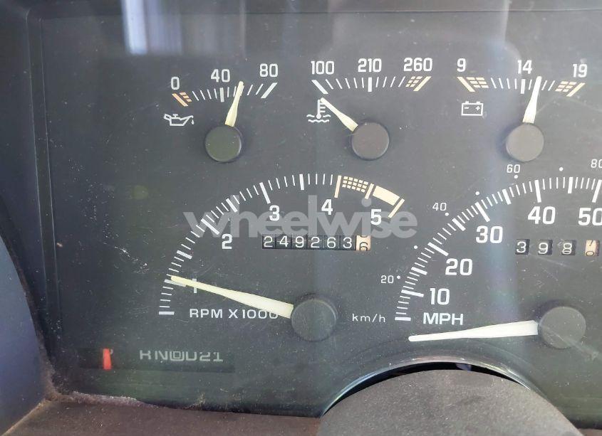 Photo 7 of 1994 Chevrolet Gmt-400 K1500 (VIN 2GCEK19K8R1310859)