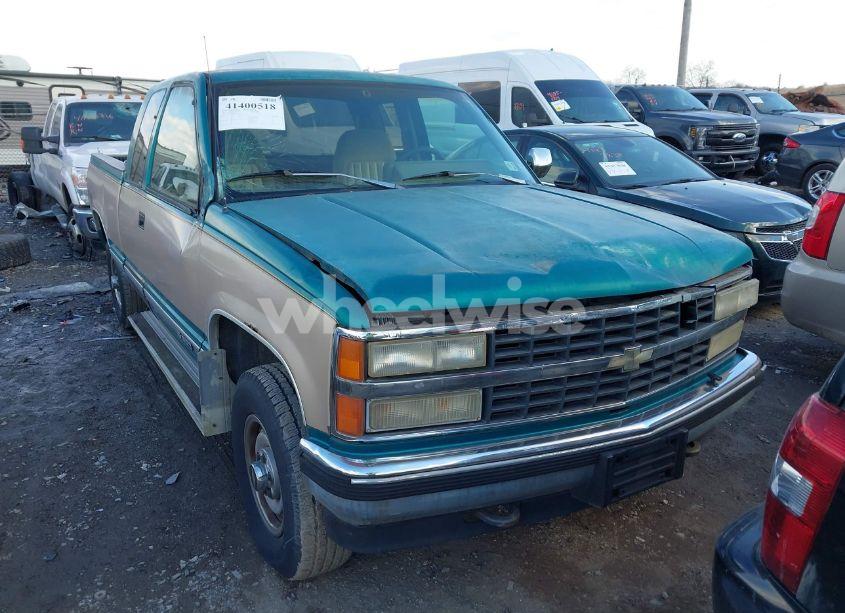 Photo 6 of 1993 Chevrolet Gmt-400 K1500 (VIN 2GCEK19K9P1248241)