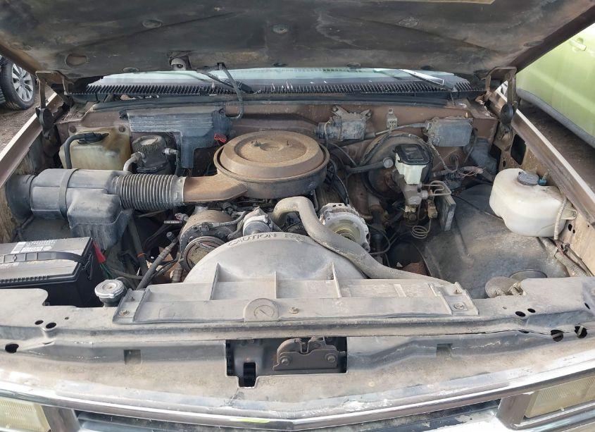 Photo 10 of 1994 Chevrolet Gmt-400 K1500 (VIN 2GCEK19KXR1189459)