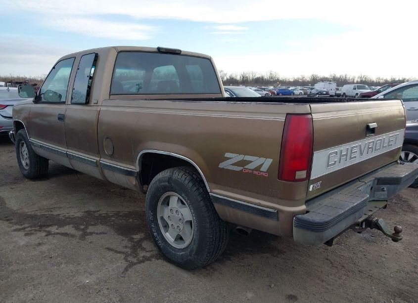 Photo 3 of 1994 Chevrolet Gmt-400 K1500 (VIN 2GCEK19KXR1189459)