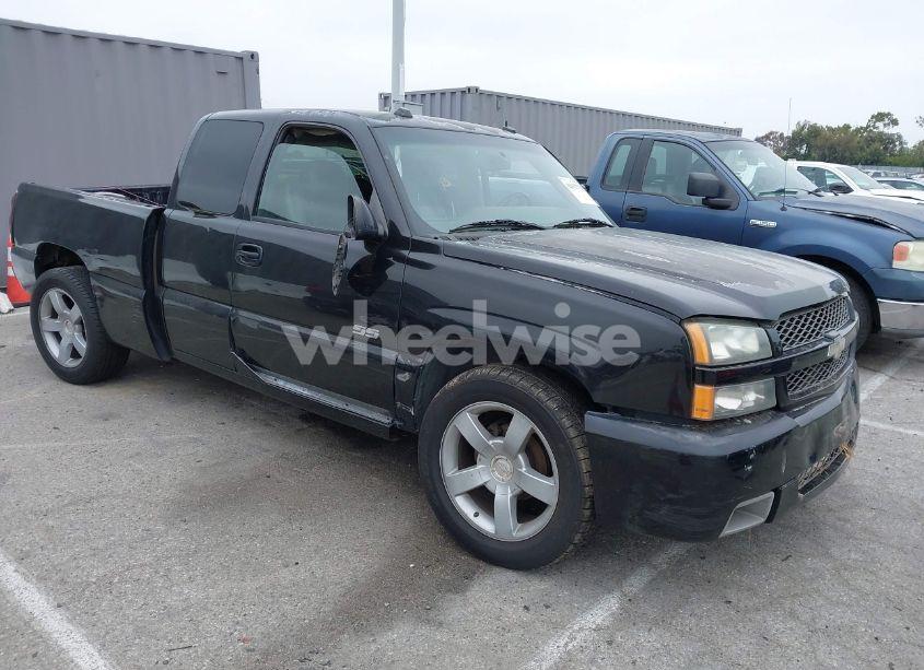 2004 Chevrolet Silverado 1500 SS (VIN 2GCEK19N141142906) main photo