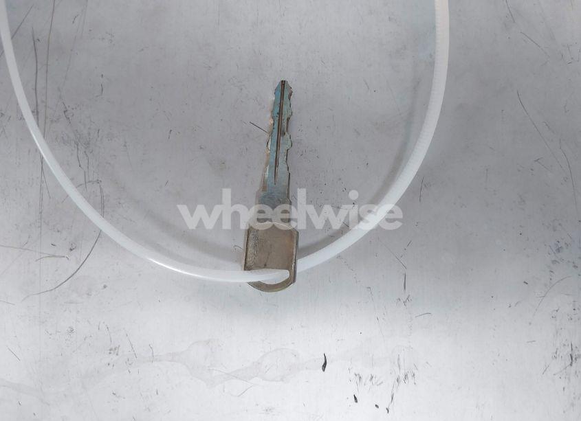 Photo 11 of 2004 Chevrolet Silverado 1500 SS (VIN 2GCEK19N141142906)