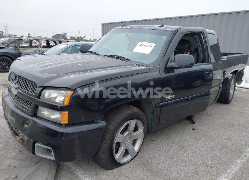 Photo 2 of 2004 Chevrolet Silverado 1500 SS (VIN 2GCEK19N141142906)