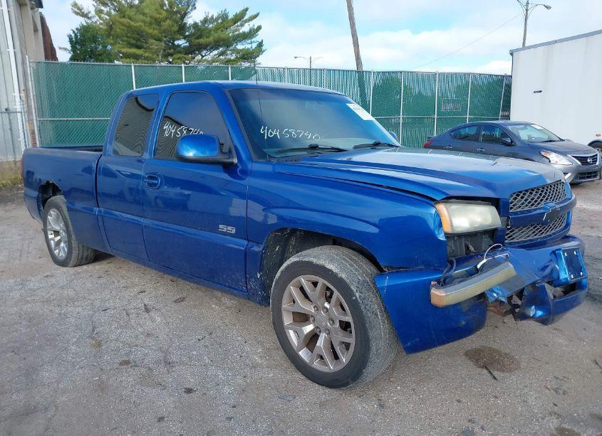 2004 Chevrolet Silverado 1500 SS (VIN 2GCEK19N241338465) main photo