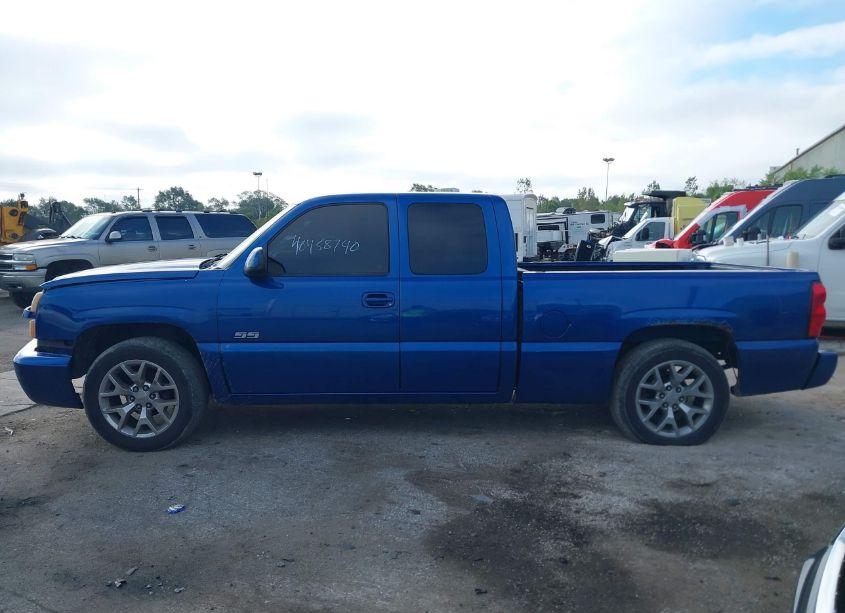 Photo 14 of 2004 Chevrolet Silverado 1500 SS (VIN 2GCEK19N241338465)