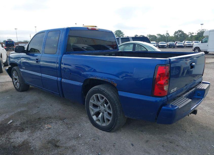 Photo 3 of 2004 Chevrolet Silverado 1500 SS (VIN 2GCEK19N241338465)