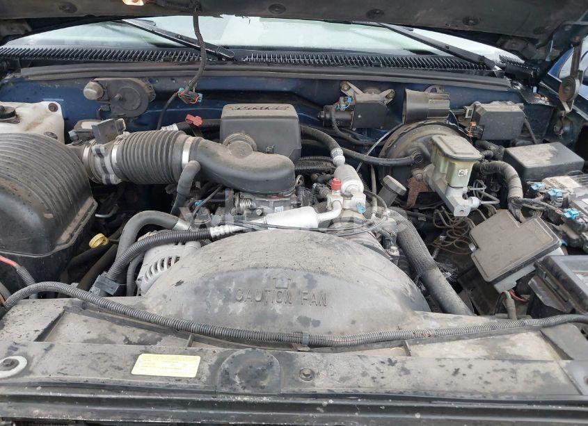 Photo 10 of 1996 Chevrolet Gmt-400 K1500 (VIN 2GCEK19R0T1247180)