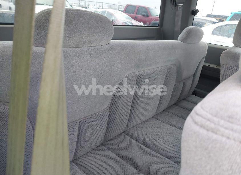 Photo 8 of 1997 Chevrolet Gmt-400 K1500 (VIN 2GCEK19R0V1165050)